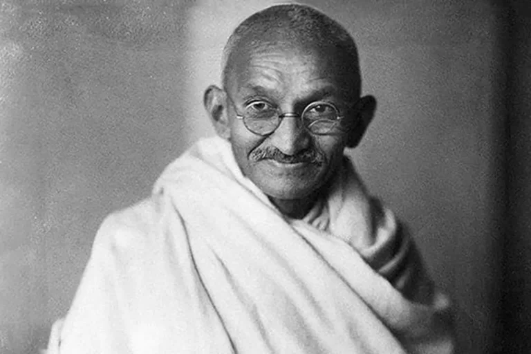 11 Life Lessons from Mahatma Gandhi to Make You Successful