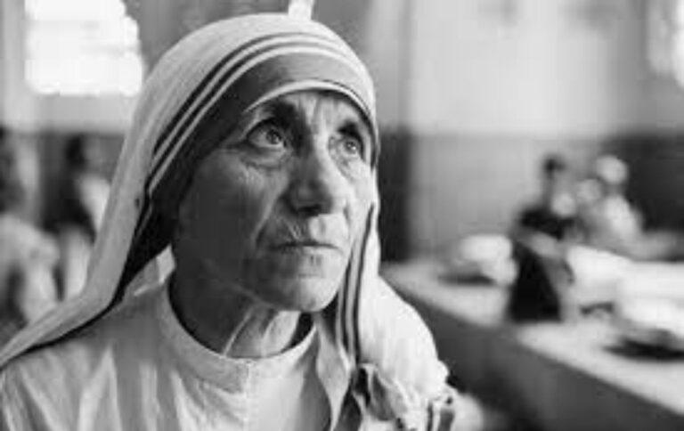 19 Famous Quotes by Mother Theresa to Motivate You in Life