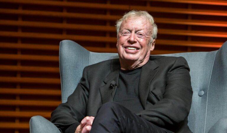 10 Life Lessons from Phil Knight to Make You Successful